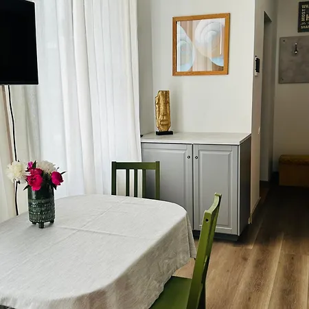 White Lux Apartment Next To The Old Town With Free Parking And High Speed Internet Riga Extérieur photo