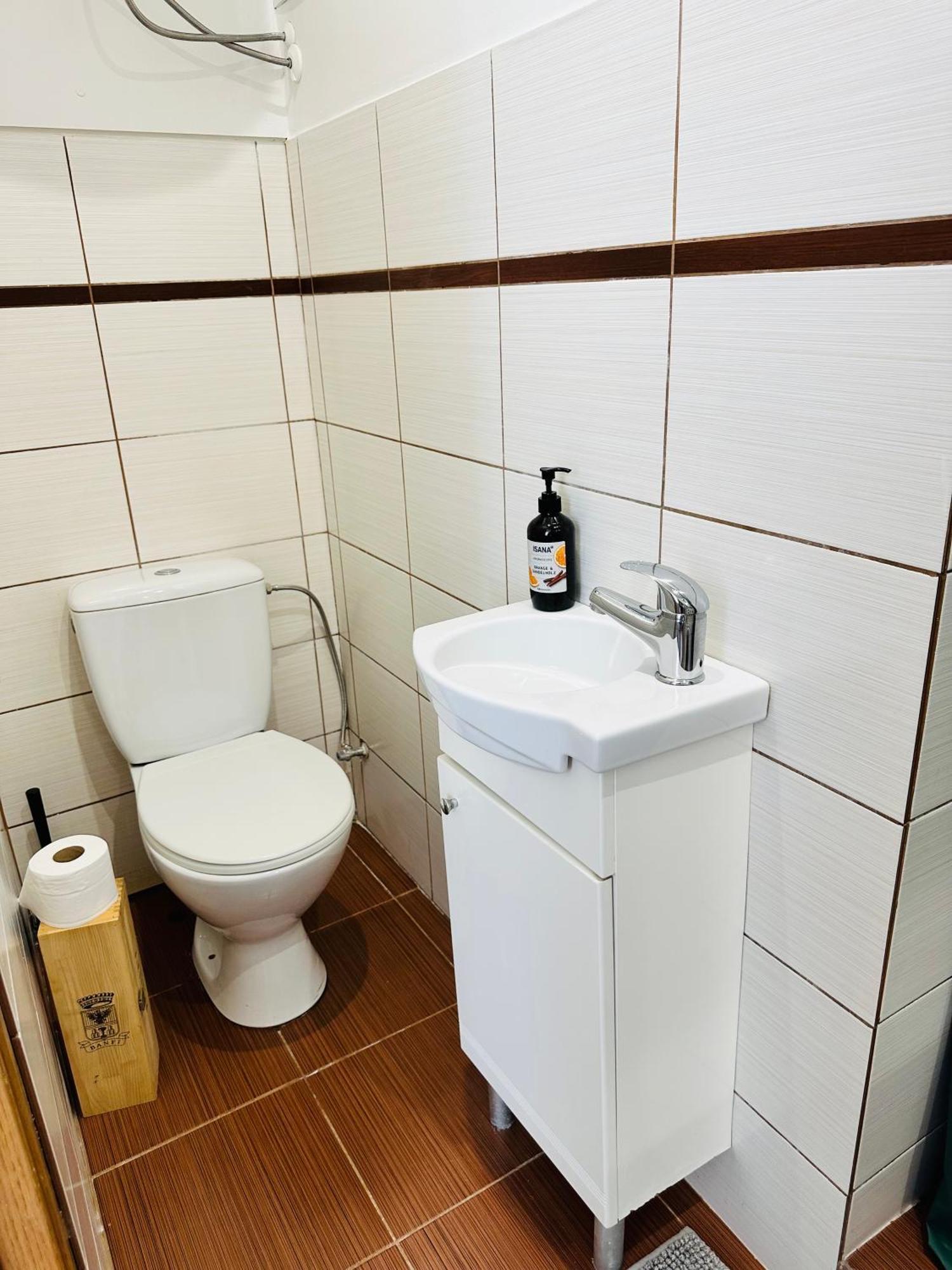 White Lux Next To The Old Town With Free Parking And High Speed Internet Appartement Riga
